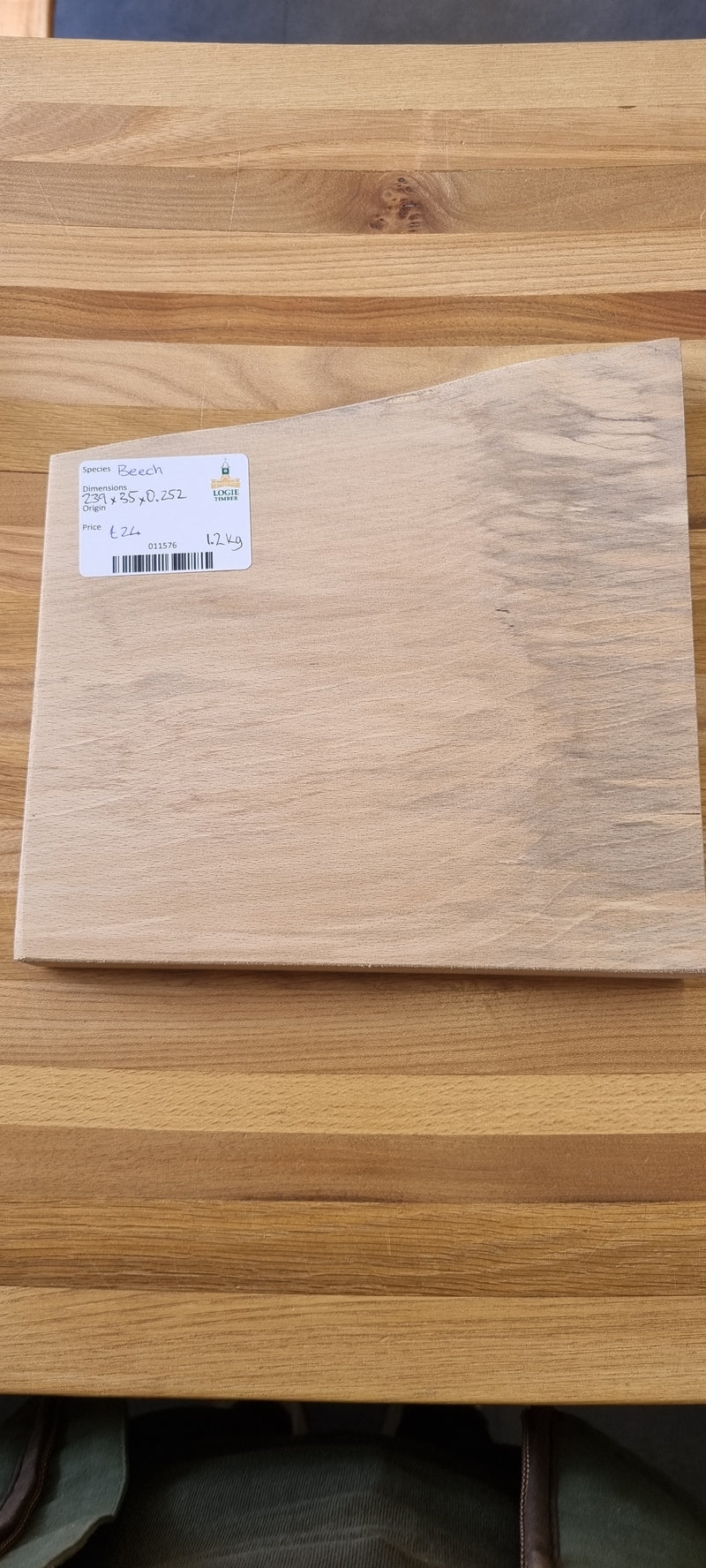 Beech Chopping Board 239 x 35 x 252